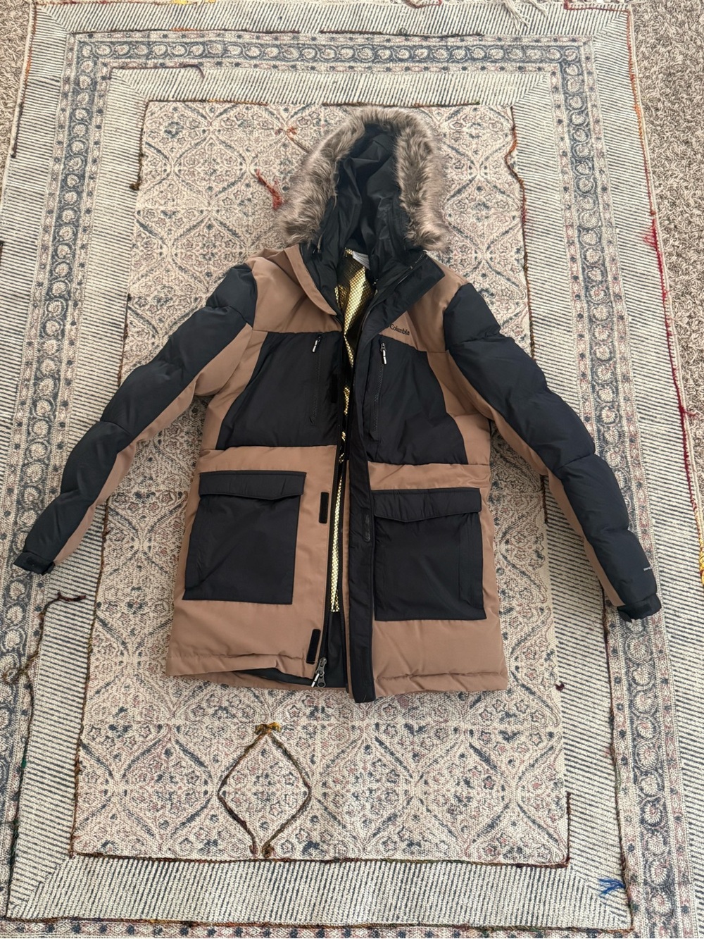 Columbia Boys Marquam Peak Fusion II Parka in Delta brown and black, size 14/16